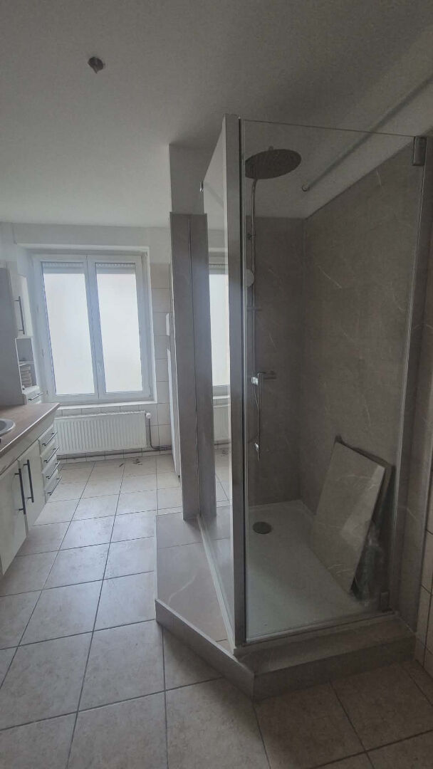 Appartement 4 chambres à CHARMES