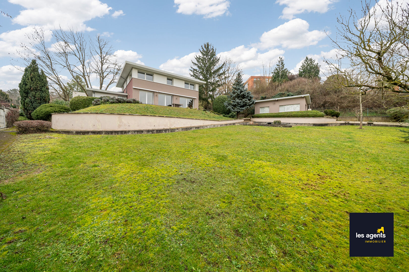 Maison exceptionnelle limite Saint Max/Dommartemont 9 pièce(s)