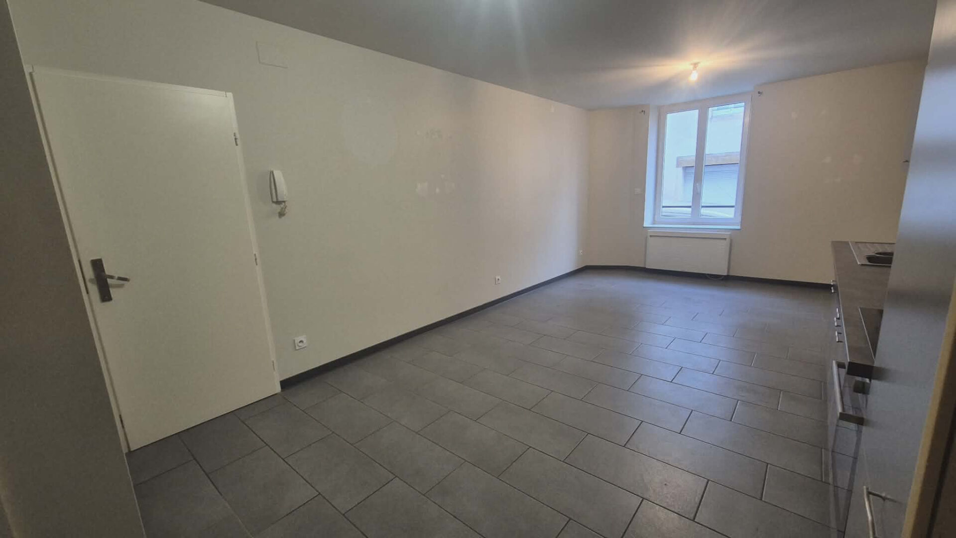 Appartement Charmes 2 pièce(s) 45.23 m2