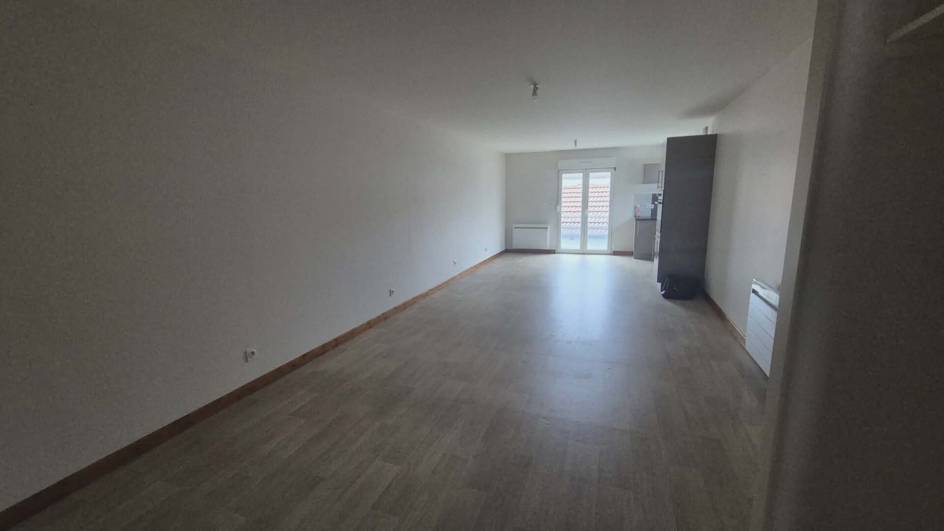 Appartement Charmes 2 pièce(s) 56.72 m2