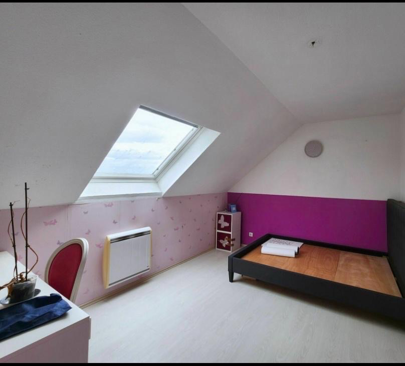 Maison de Prestige à Vendre à Houdemont - 8 Pièces, 5 Chambres