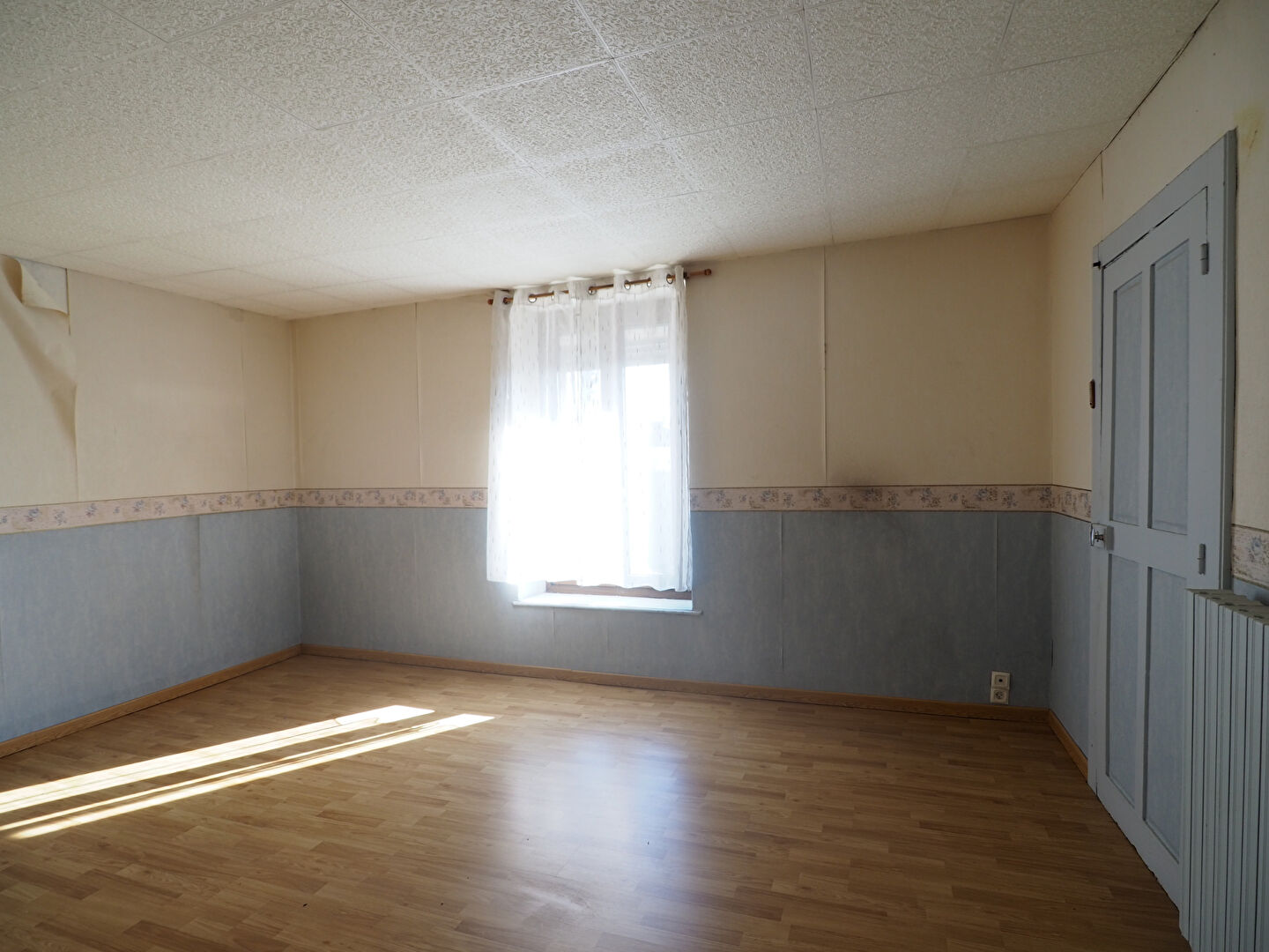 Maison Charmes 5 pièce(s) 160 m2