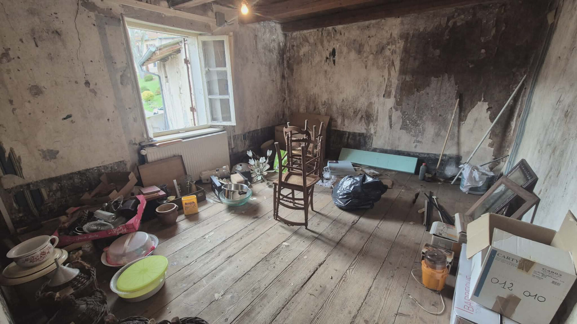 Maison  3 pièce(s) 90 m2