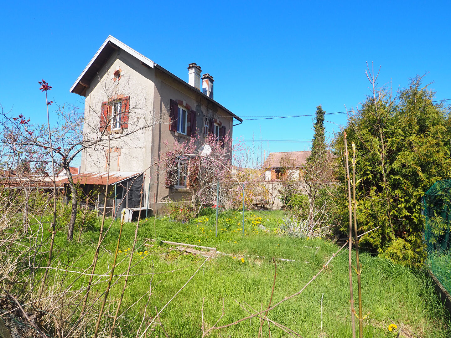 Maison proche du centre ville à rénover