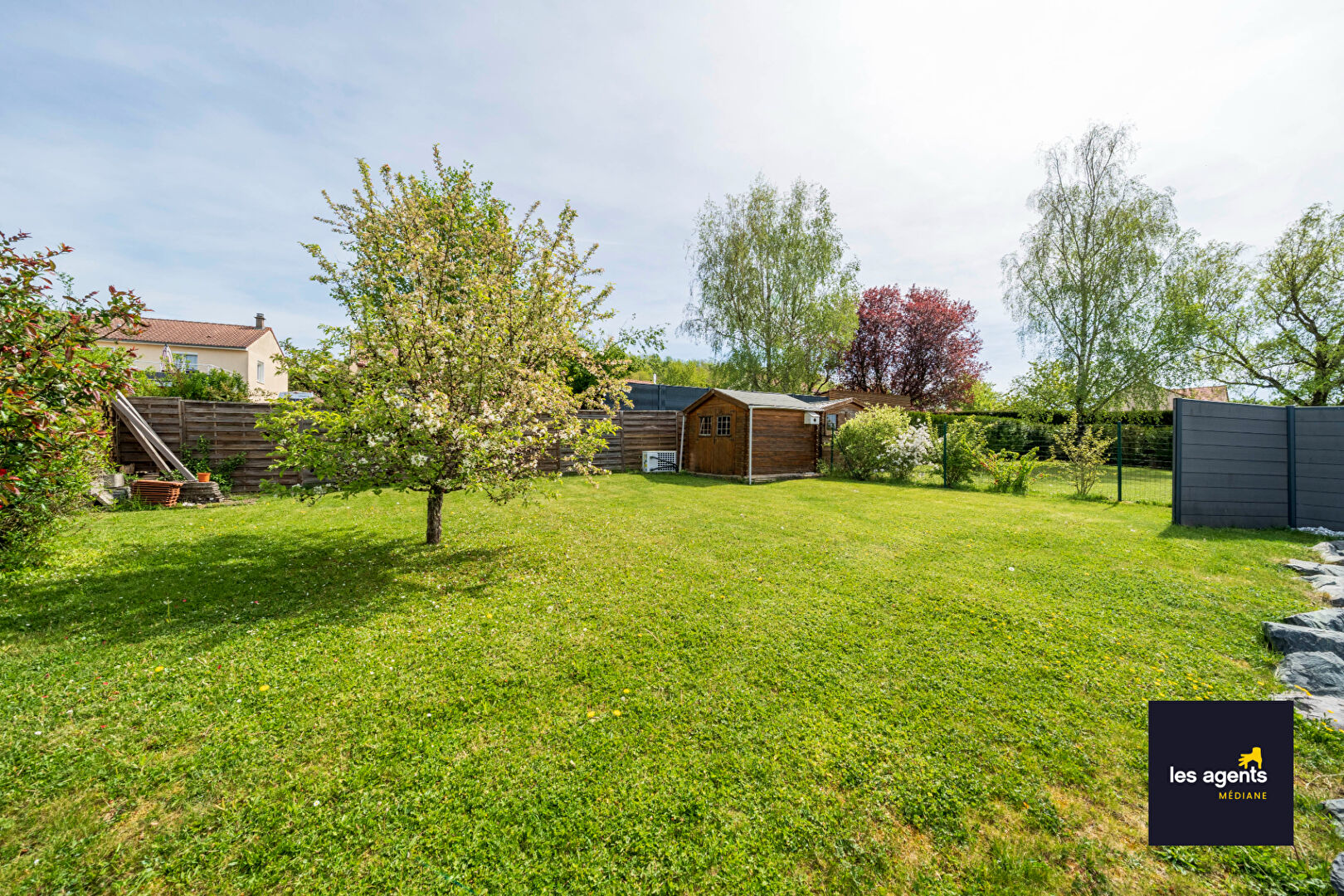 Maison Pulligny 5 pièce(s) 104m2 avec piscine