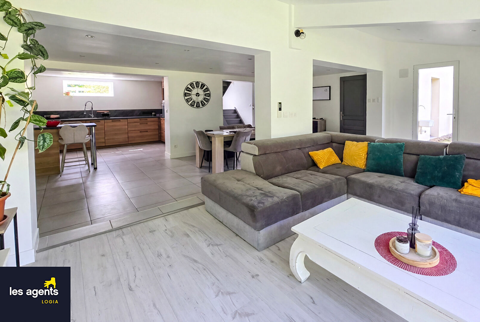 Maison  7 pièce(s) 144 m2