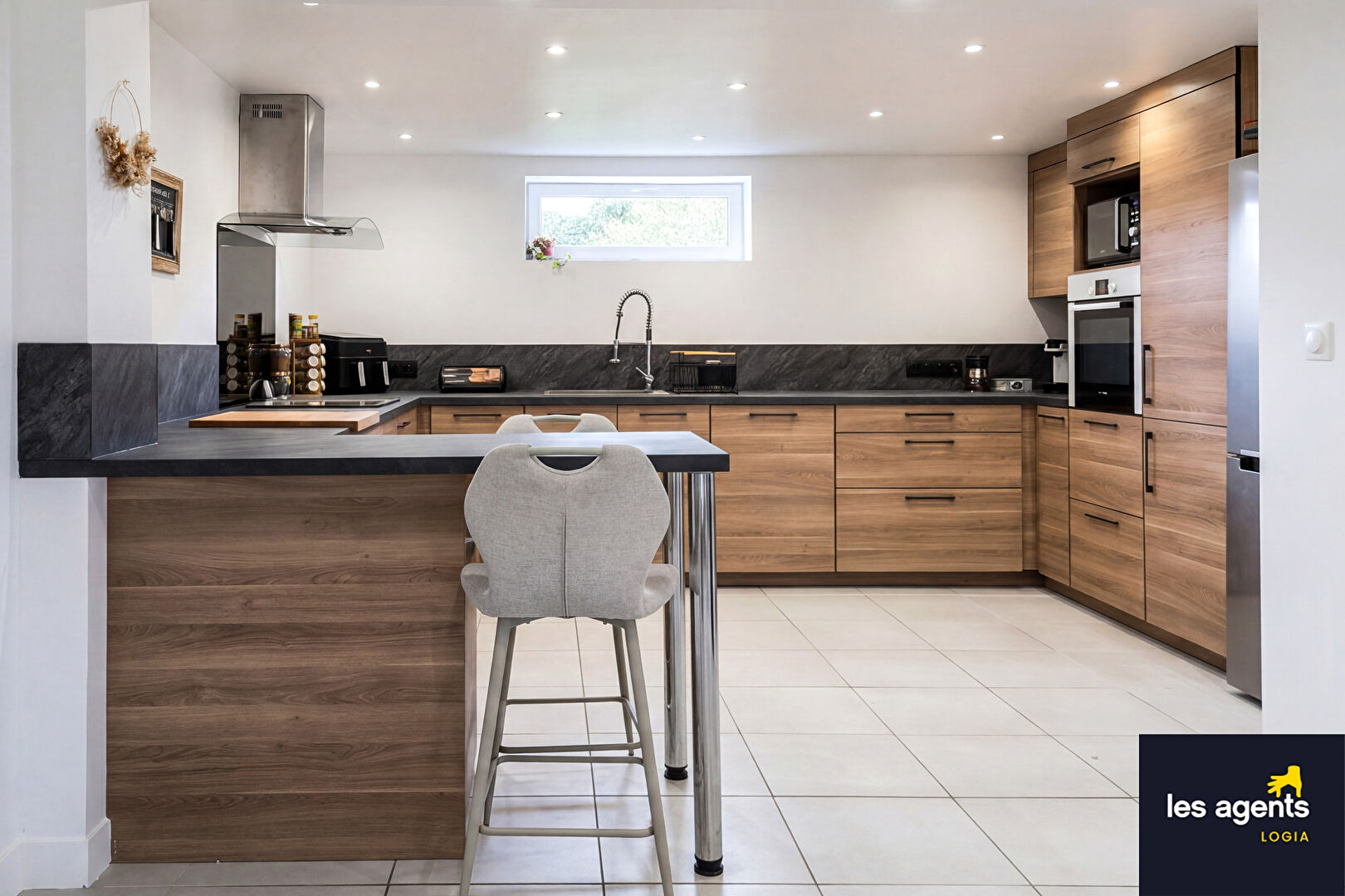 Maison  7 pièce(s) 144 m2