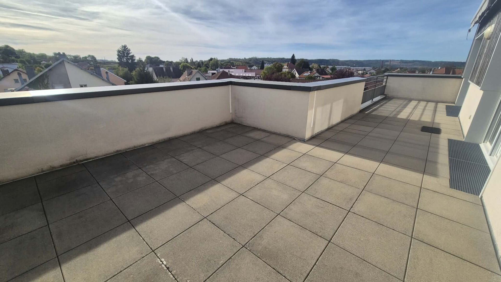 Appartement Charmes 3 pièce(s) 78.78 m2