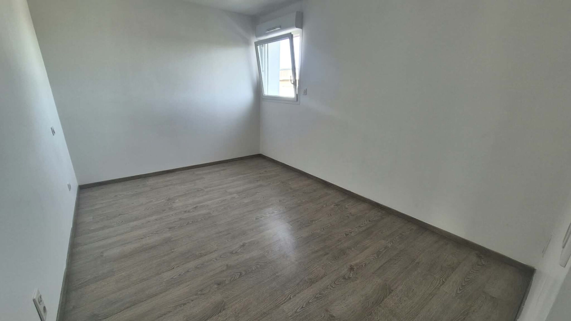 Appartement Charmes 3 pièce(s) 78.78 m2
