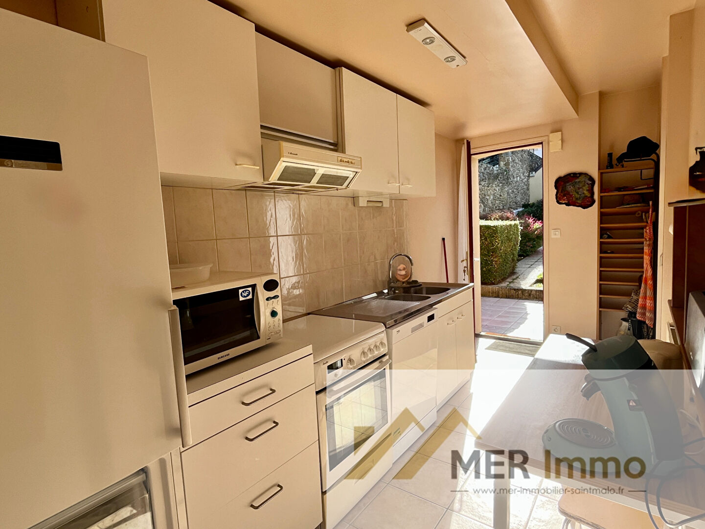 Photo DINARD CENTRE - Charmante maison au calme avec jardin et garage image 2/6