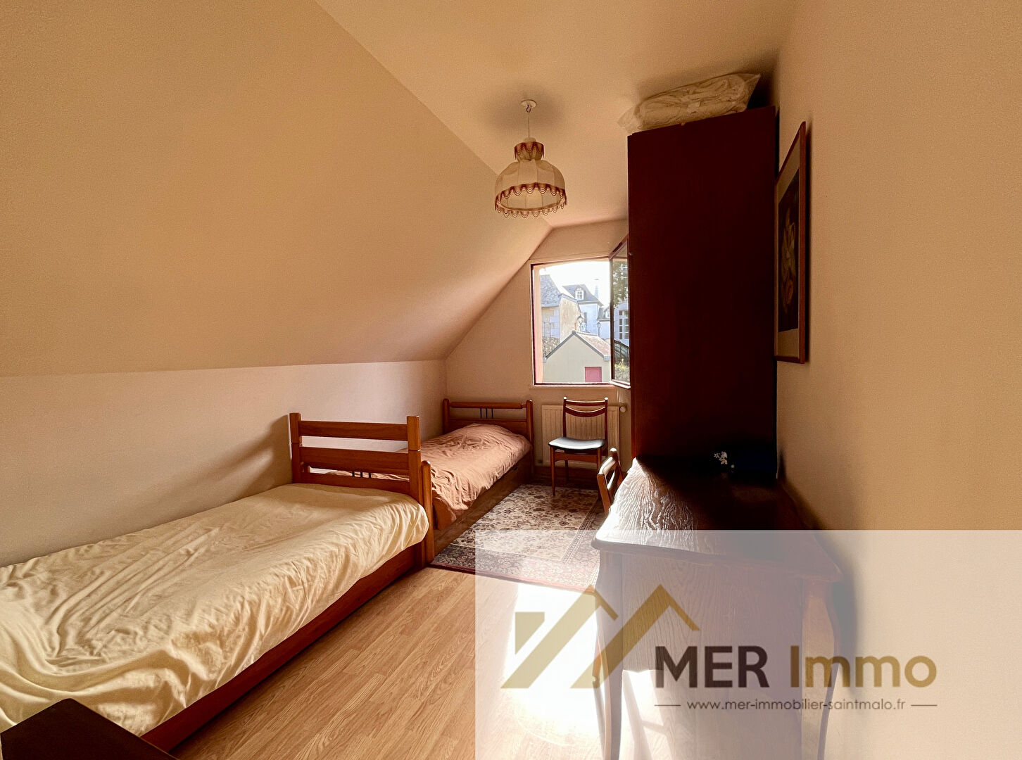 Photo DINARD CENTRE - Charmante maison au calme avec jardin et garage image 4/6