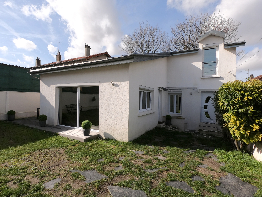 5 Rue Des Hauts Perreux 94500 Champigny sur marne Maison - Proche Centre-Ville - 122 m² Champigny-sur-Marne 94500