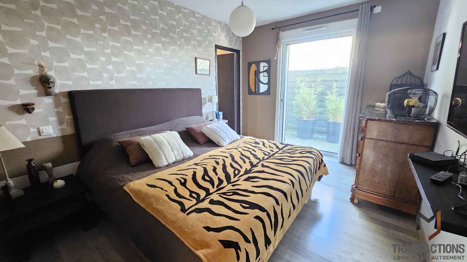 Photo Maison moderne aux volumes généreux - Sainte Pazanne image 6/6