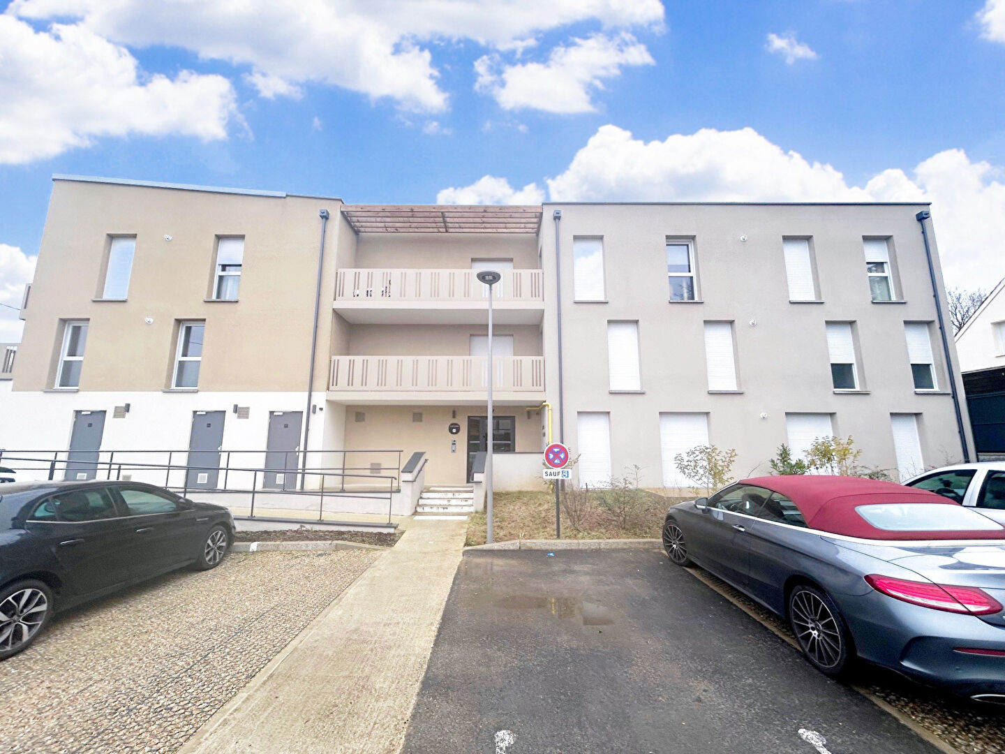 Agence immobilière de MON-BIEN-NEUF.COM Neauphle-le-château - MON-BIEN-NEUF.COM