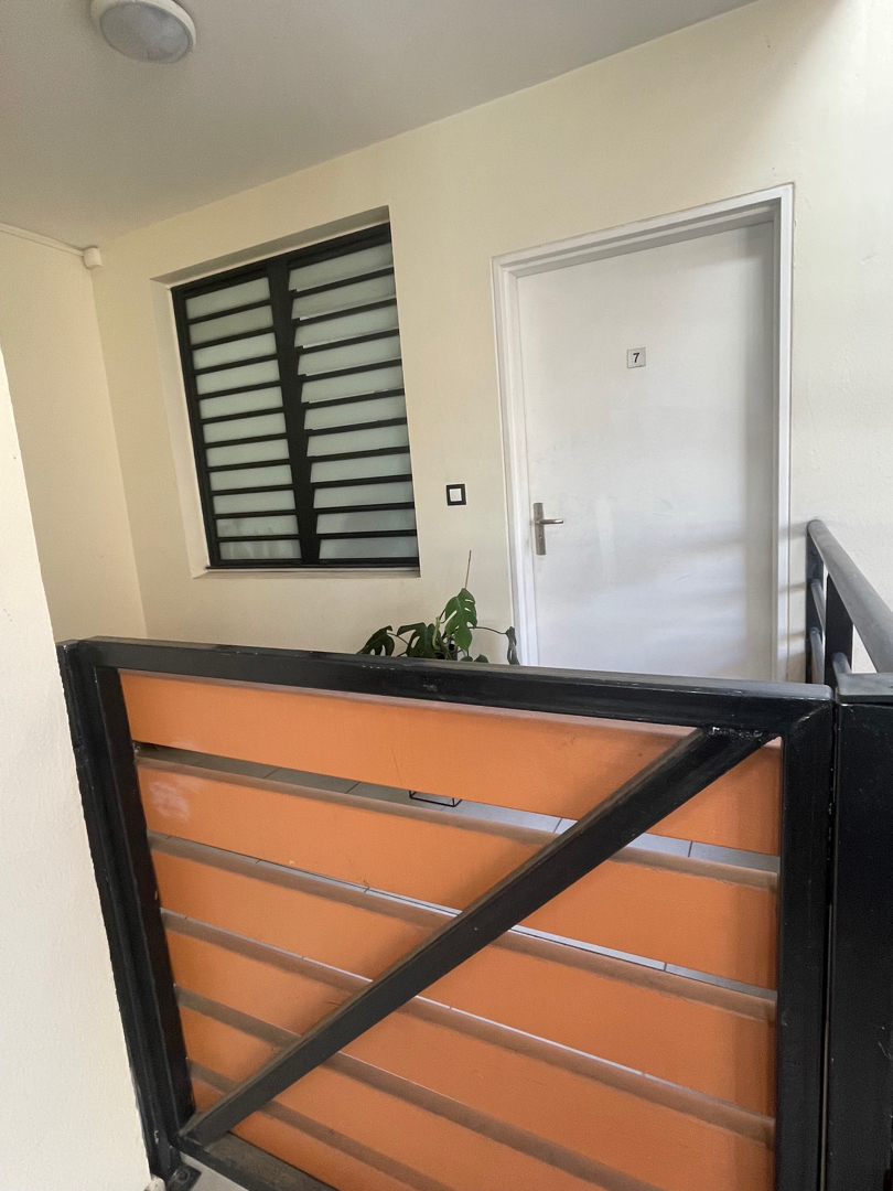 Photo T3 - 61m2 - SAINT DENIS (Centre-ville) image 2/4