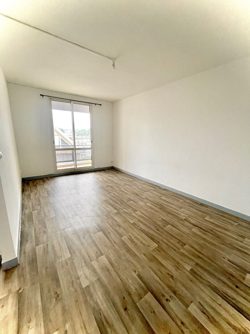Photo Appartement T2 - 48 m2 - SAINT DENIS image 3/6