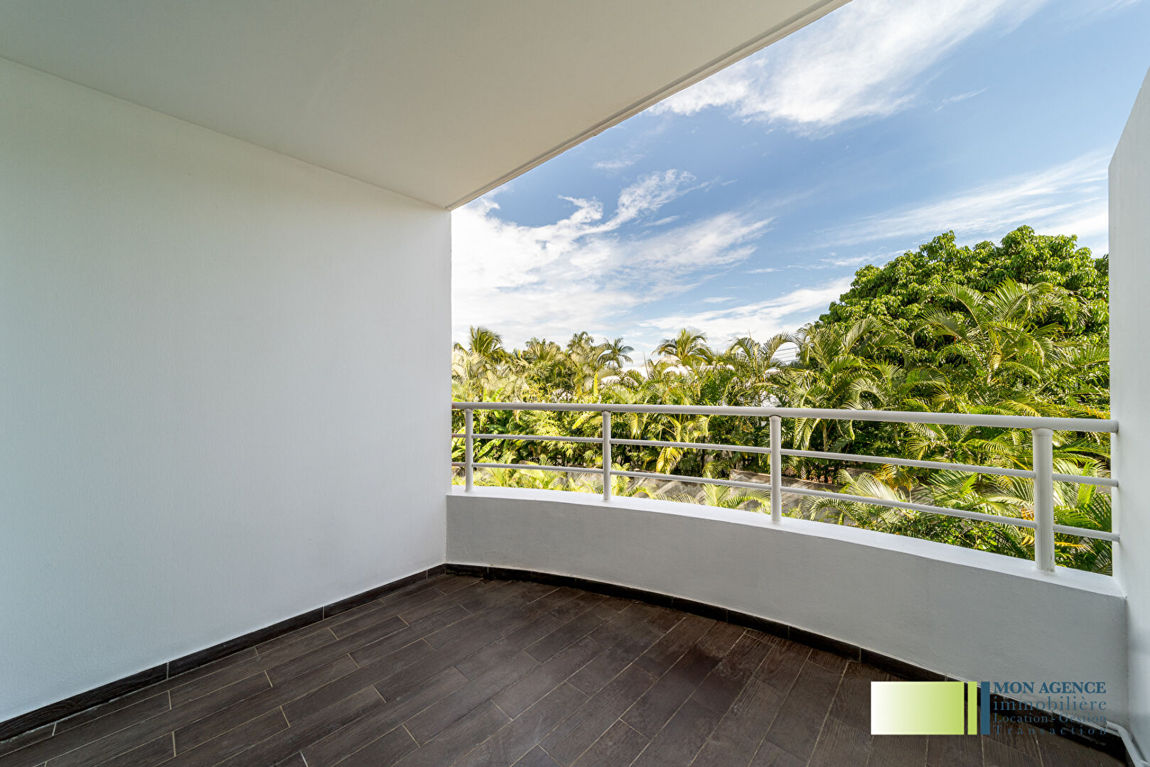 T2  - LIGNE DES BAMBOUS - ST PIERRE