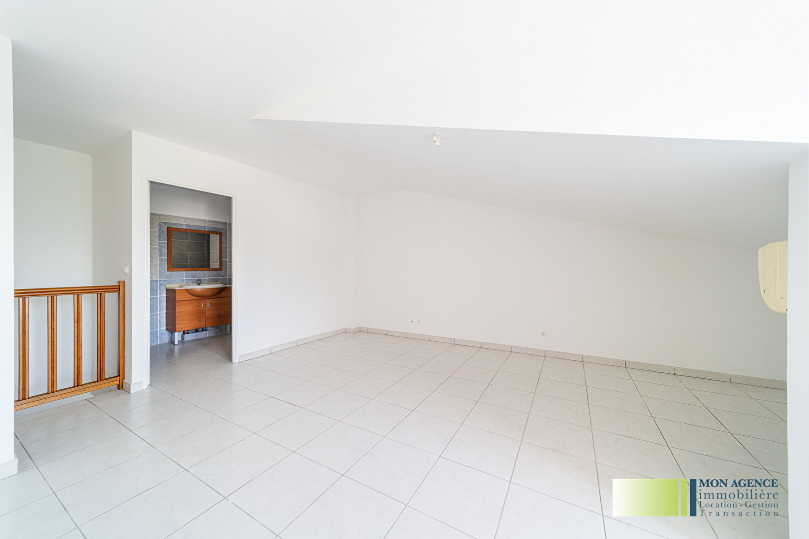 Photo T2  - LIGNE DES BAMBOUS - ST PIERRE image 6/6