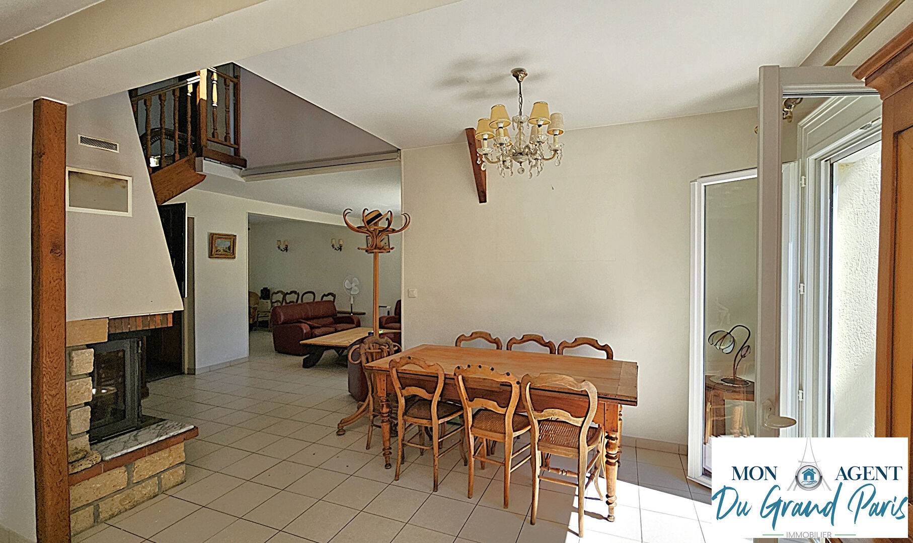 Photo Location meublee Maison individuelle 180m2 (au sol) + sous-sol total image 2/6