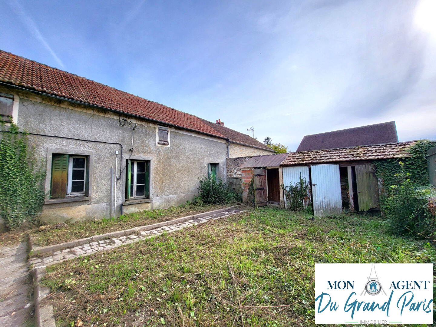 Maison a vendre a Torfou proche Lardy - ancien corps de ferme a renove