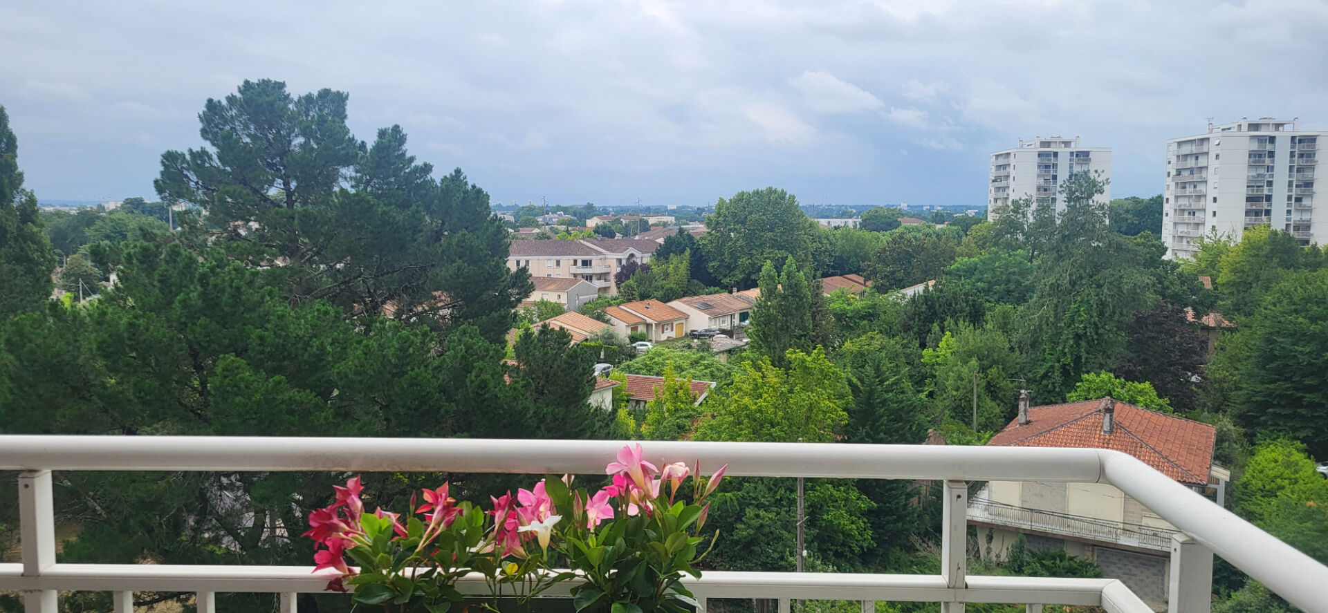 Agence immobilière de MONDESIR IMMOBILIER Bordeaux - MONDESIR IMMOBILIER
