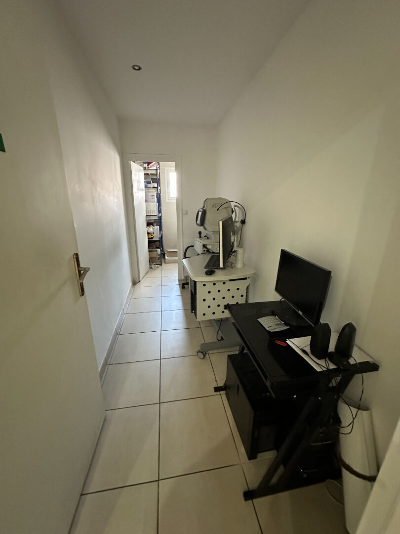 Photo Local d'activité Le Haillan 101 m2 image 4/6