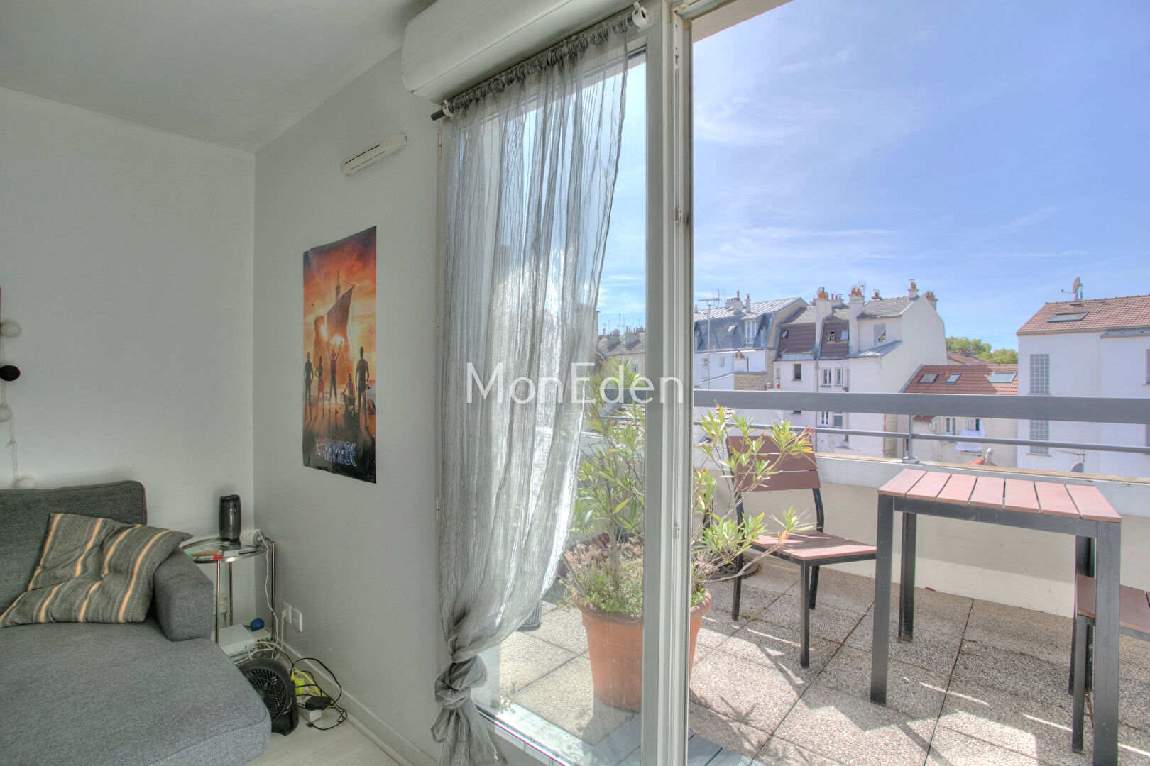 Photo Dernier étage T2 et sa magnifique Terrasse plein ciel de 17m²! image 4/6