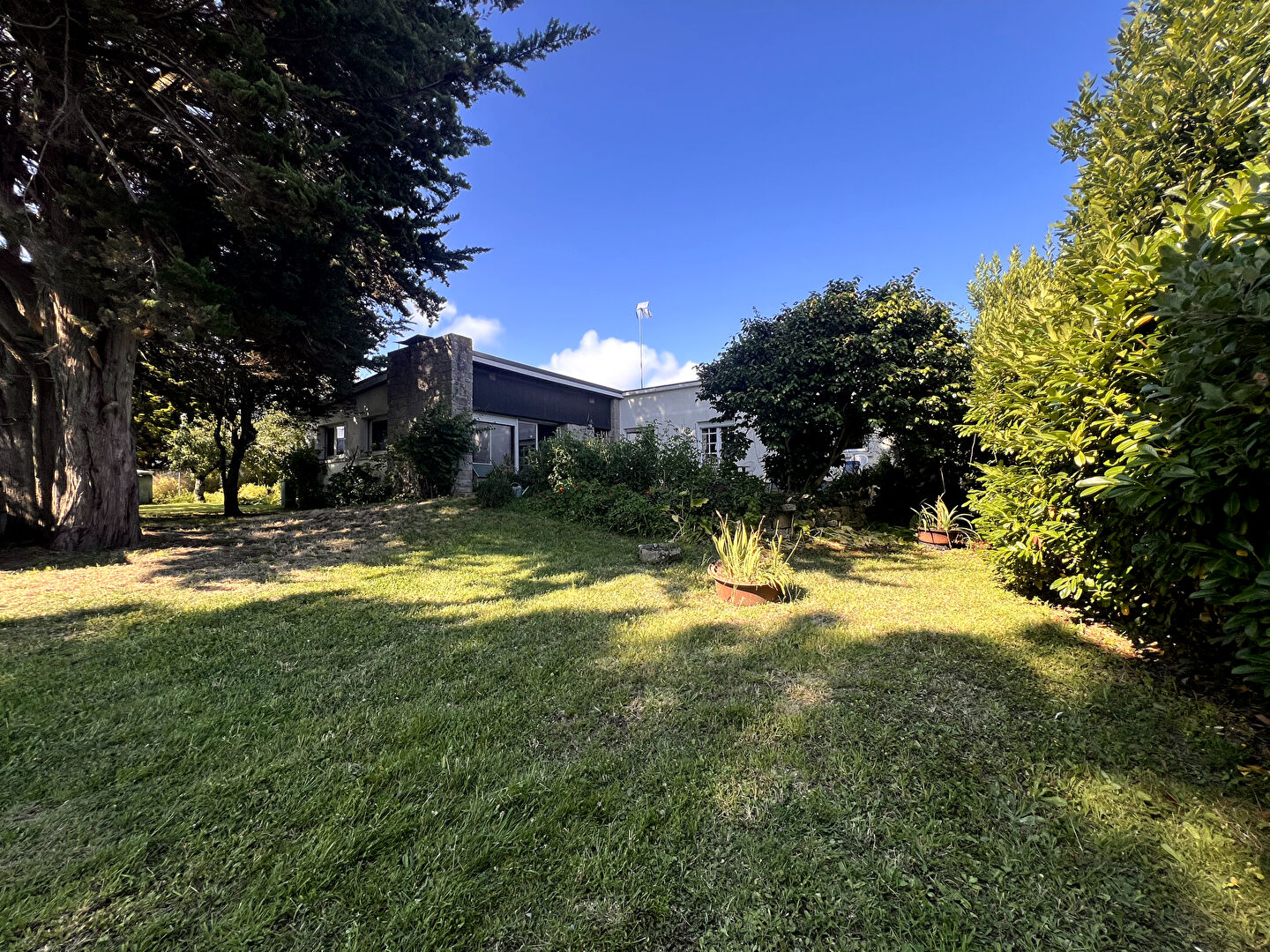 Maison Carnac- 7 pièces- 5 chambres- Beau potentiel