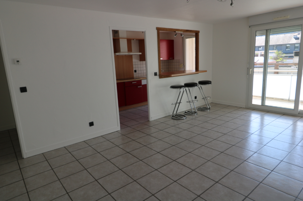 Photo A LOUER - T3 -  Cluses image 2/5