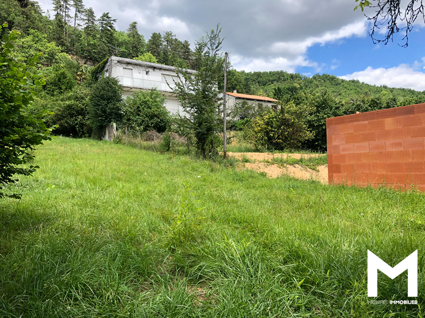 Agence immobilière de MONTET IMMOBILIER Perigueux - MONTET IMMOBILIER