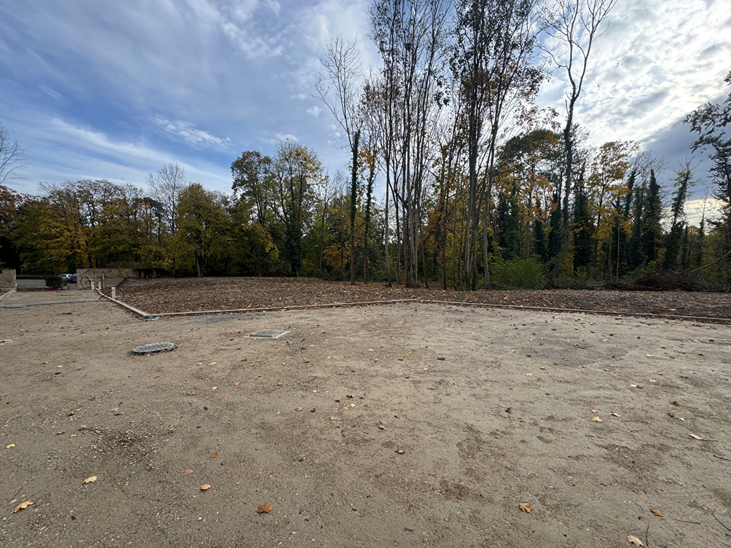 Très beau terrain  Centre  Montfort L Amaury  1440m2