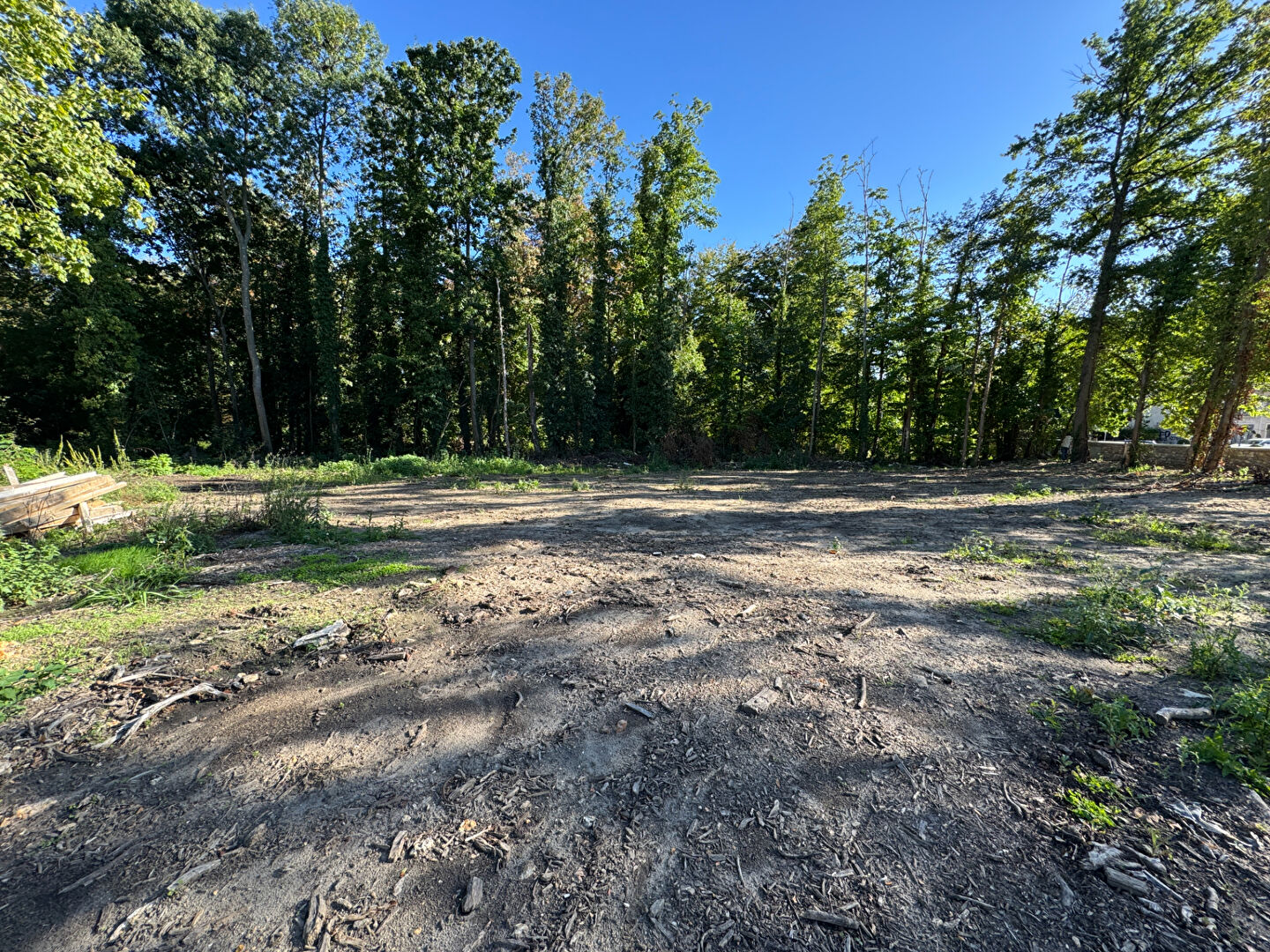 Photo Terrain constructible Centre Centre Montfort L Amaury 1137 m2 image 3/3