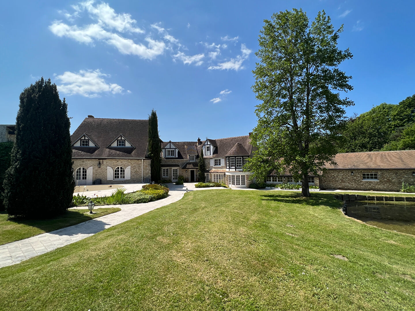 Agence immobilière de Montfort L'Amaury Immobilier - Montfort L'Amaury Immobilier