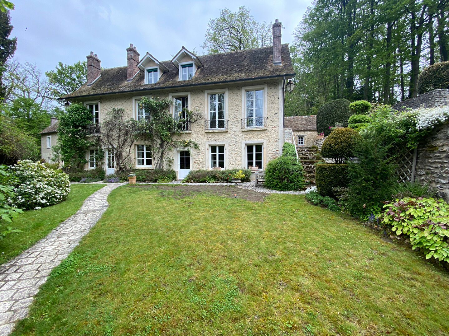 Agence immobilière de Montfort L'Amaury Immobilier - Montfort L'Amaury Immobilier