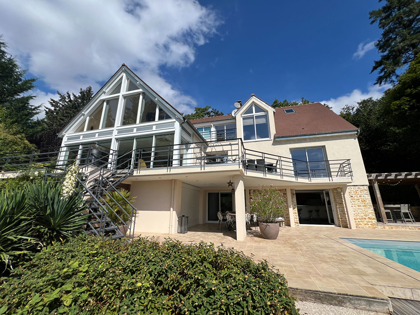 Demeure de prestige Centre Montfort L Amaury 9 pièces  375 m2