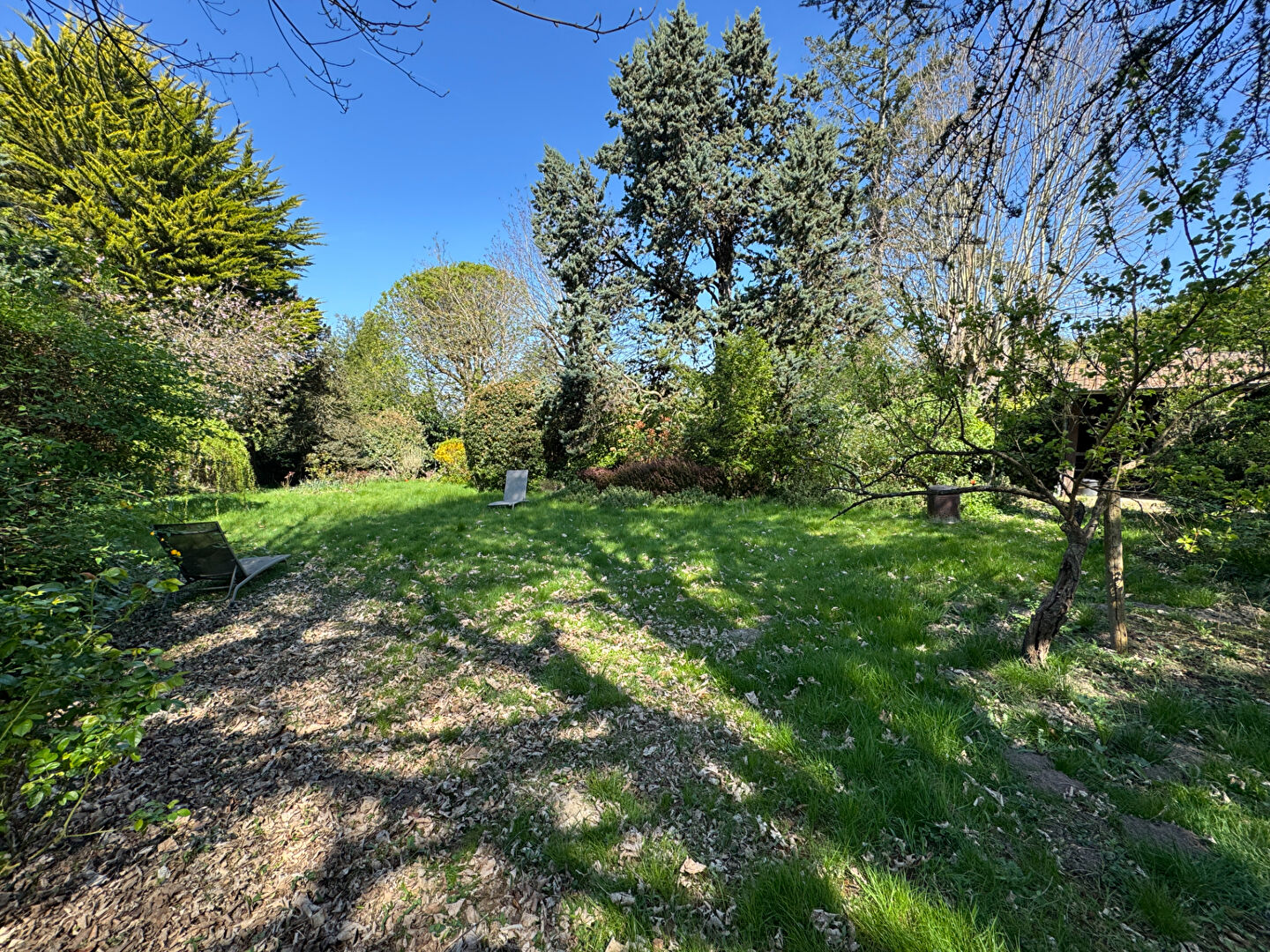 Photo Jolie maison familiale Mareil Le Guyon 10 pièces 262 m2 image 3/6