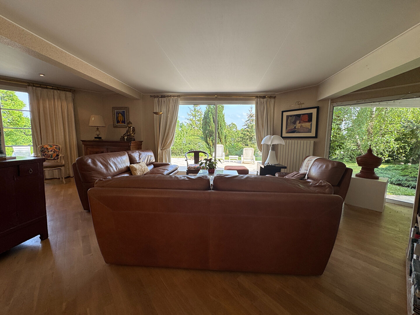 Photo Très belle maison d'architecte avec environnement exceptionnel Proche Thoiry 8 pièces 277 m2 image 6/6