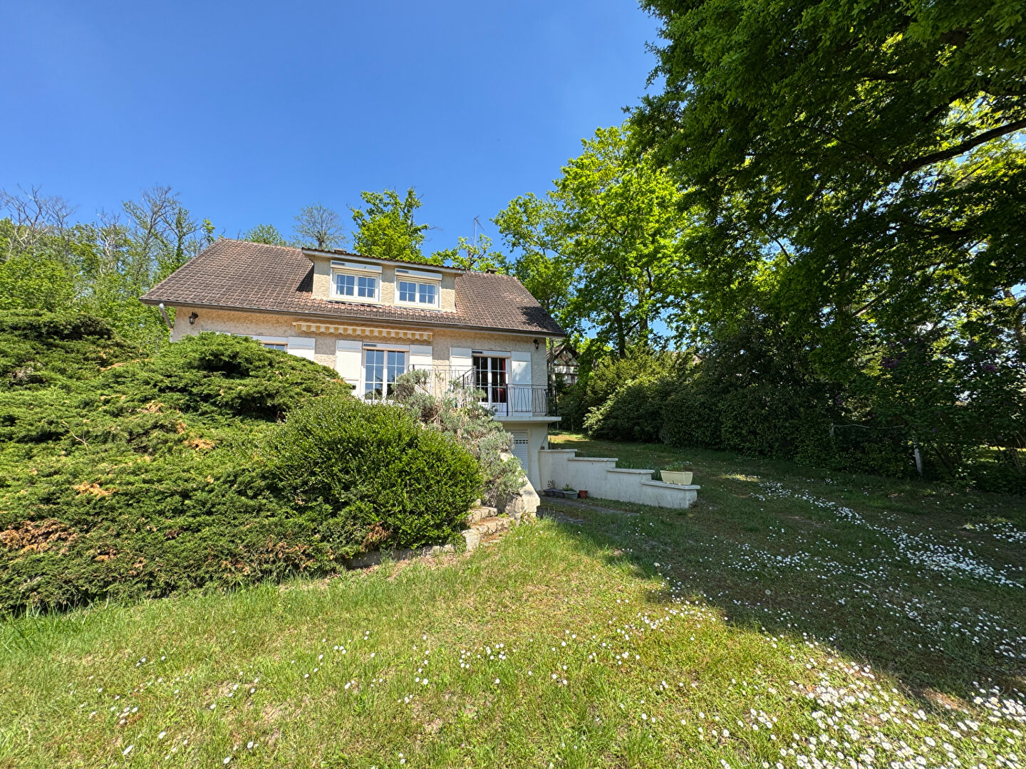 Agence immobilière de Montfort L'Amaury Immobilier - Montfort L'Amaury Immobilier