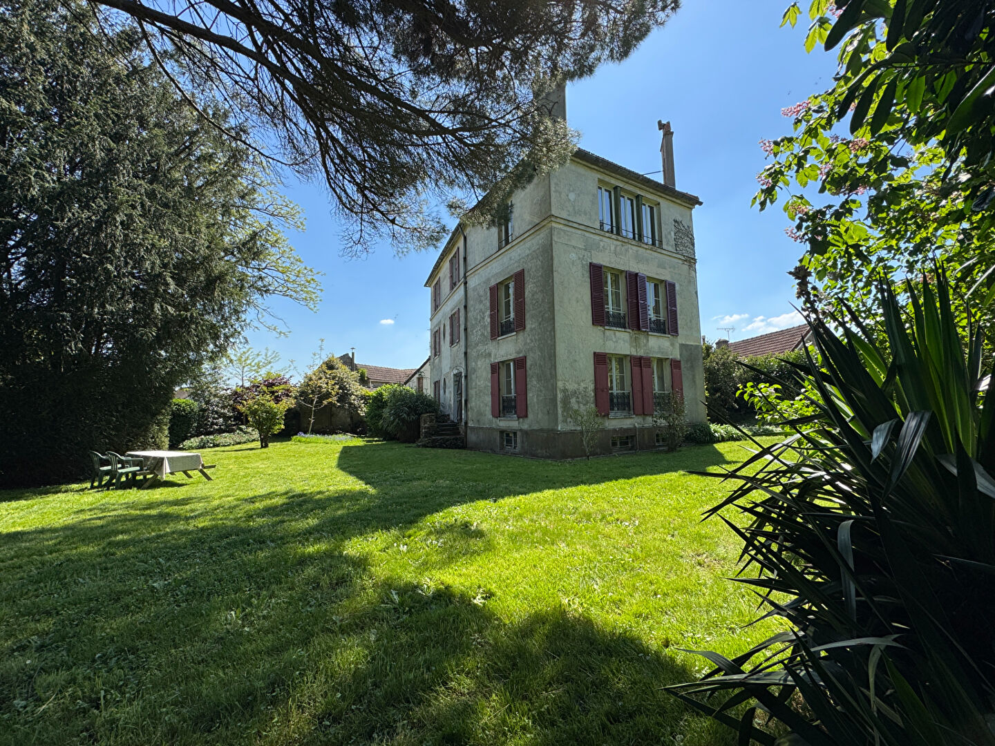 Agence immobilière de Montfort L'Amaury Immobilier - Montfort L'Amaury Immobilier