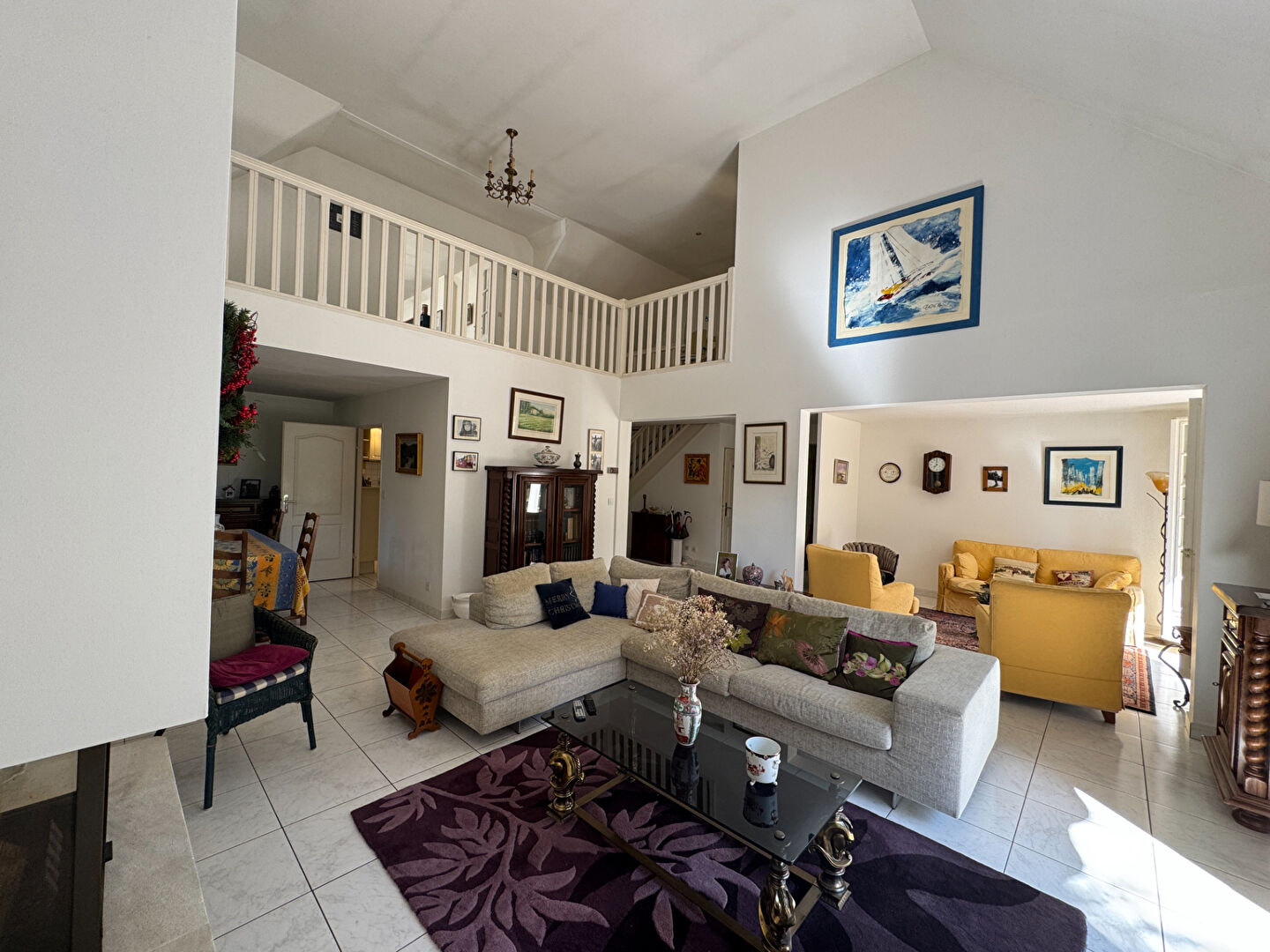 Photo Maison Traditionnelle avec très bel environnement résidentiel Proche Les Mesnuls 8 pièces  240 m2 image 1/6