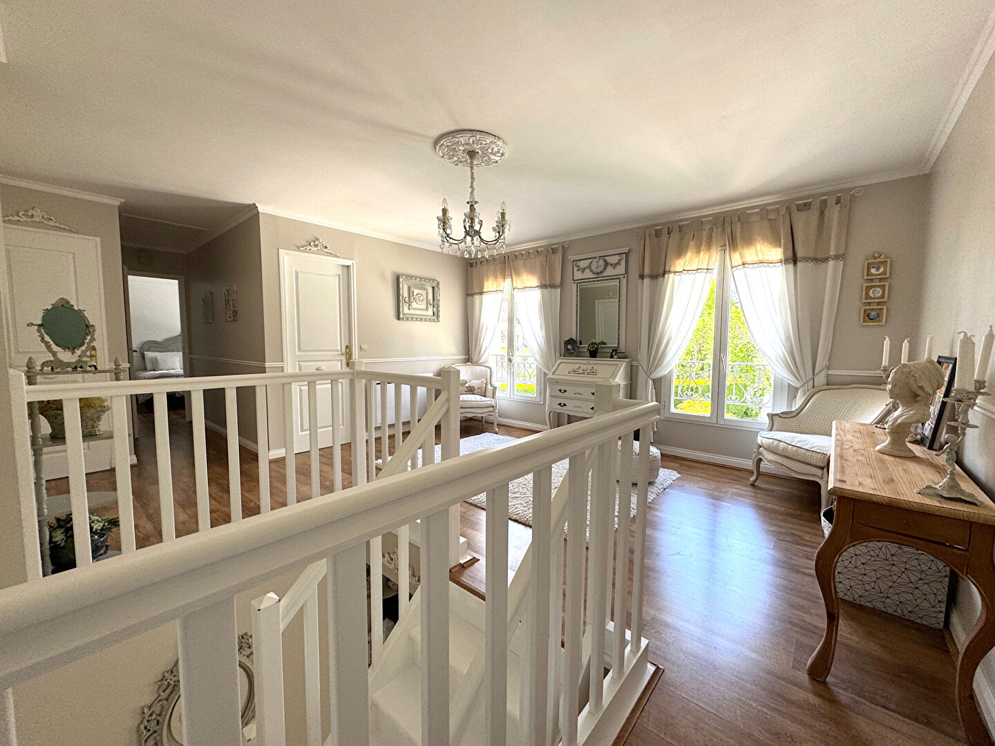 Photo Jolie demeure récente avec piscine chaufée  Thoiry 7 pièces 189 m2 image 5/6