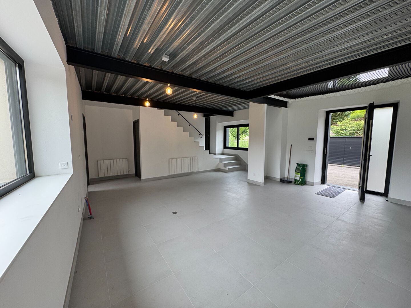 Photo Jolie maison ancienne entièrement rénovée 5' Montfort L Amaury image 4/6