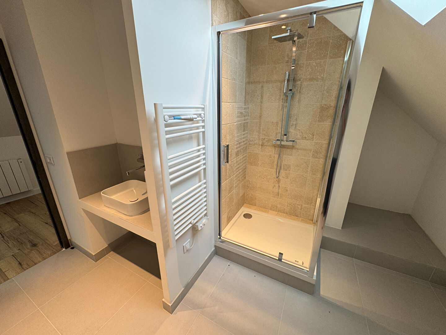 Photo Jolie maison ancienne entièrement rénovée 5' Montfort L Amaury image 6/6