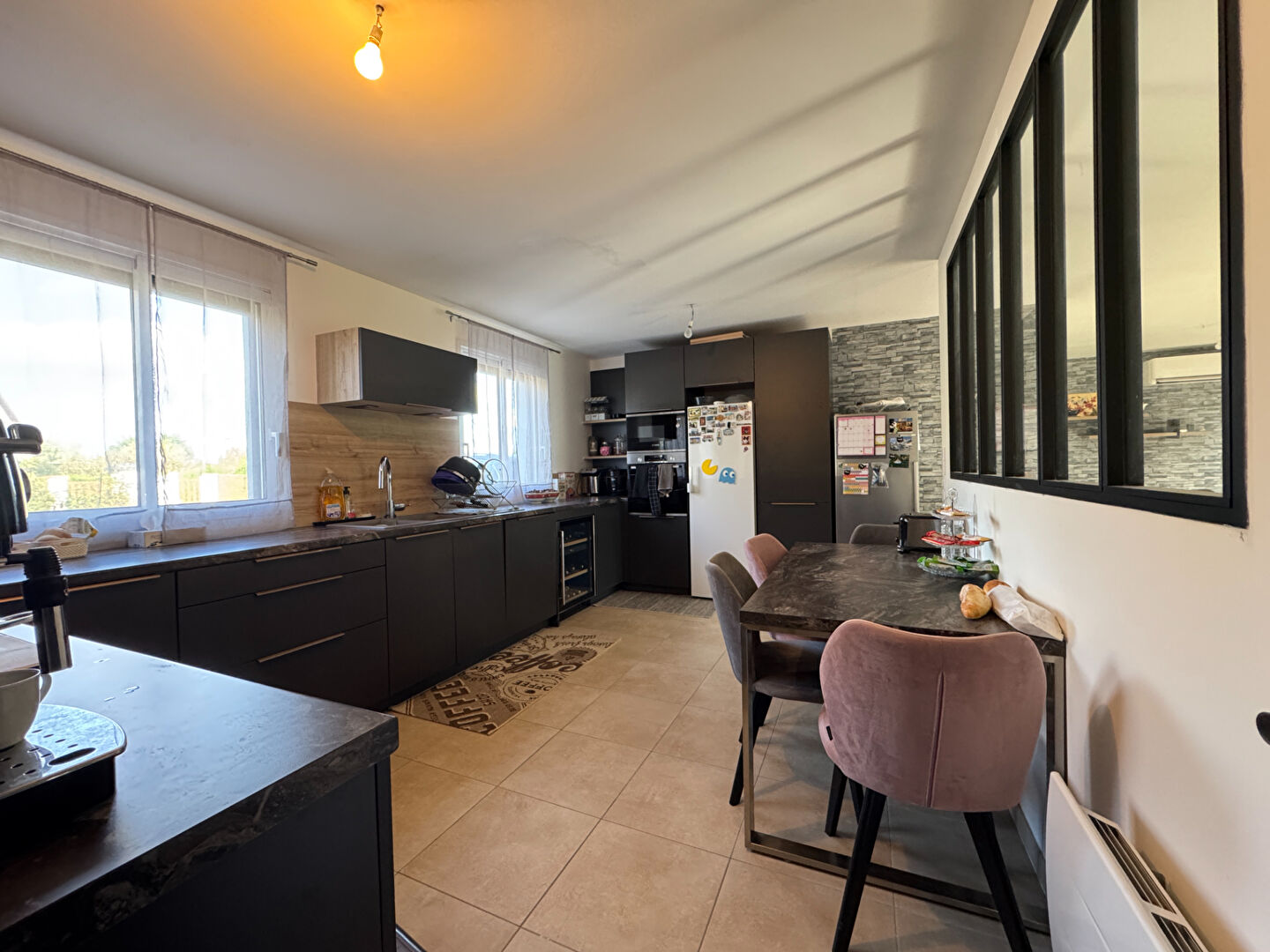 Photo Agréable maison entièrement rénovée  Secteur La Queue Lez Yvelines / Garancieres 7 pièces  224 m2 image 5/6