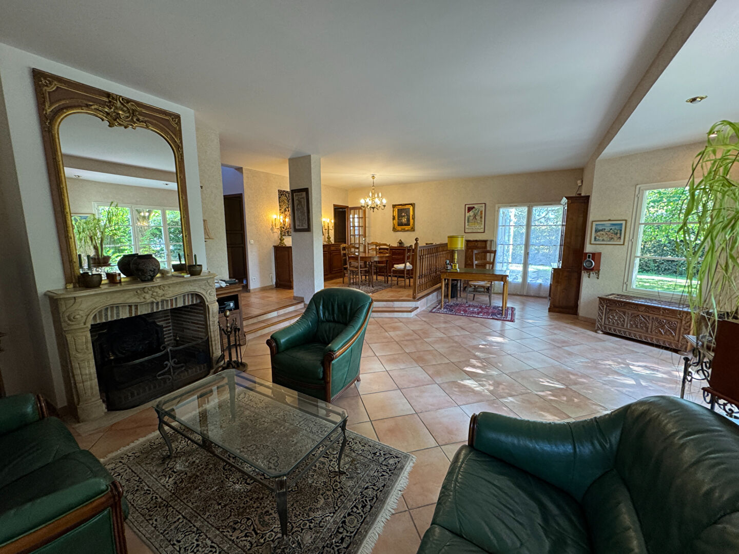 Photo Jolie maison traditionnelle Proche Montfort L 'Amaury  8 pièces  225 m2 image 5/6