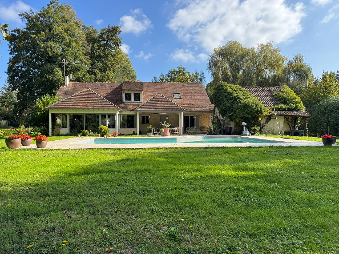 Agence immobilière de Montfort L'Amaury Immobilier - Montfort L'Amaury Immobilier