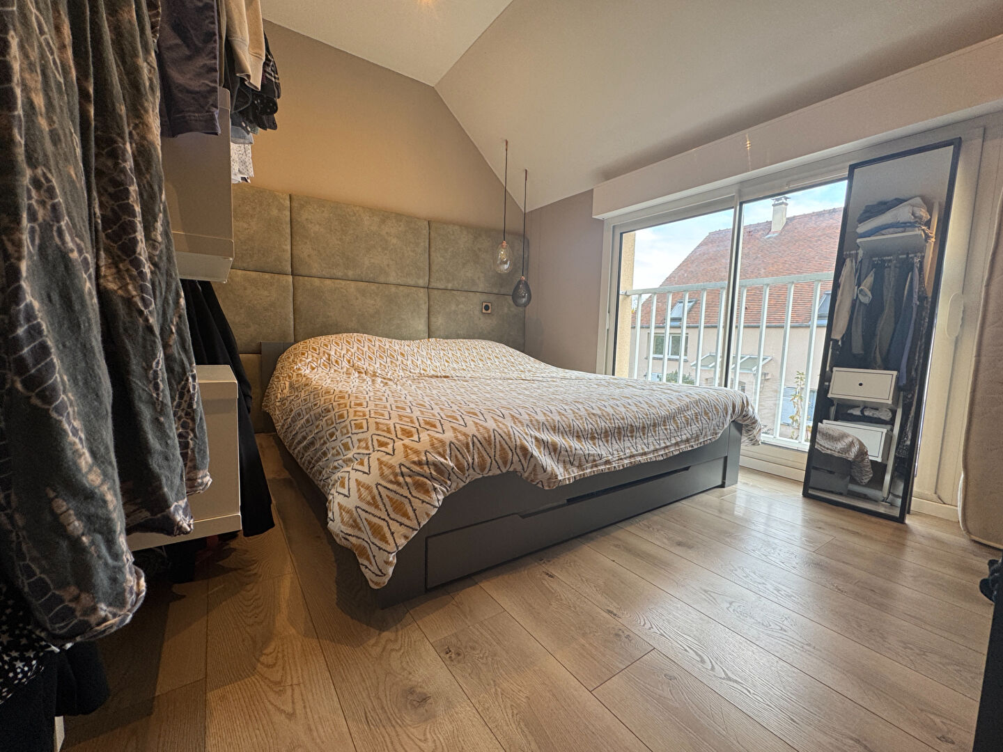 Photo Maison de village proche commerces et écoles Montfort L Amaury 4 pièces  104m2 image 6/6