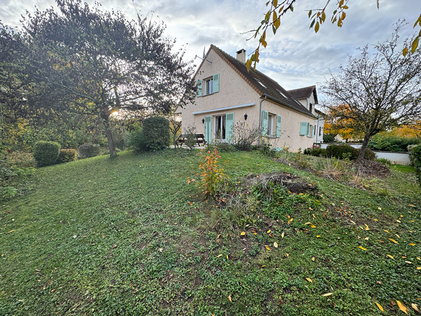 Agence immobilière de Montfort L'Amaury Immobilier - Montfort L'Amaury Immobilier