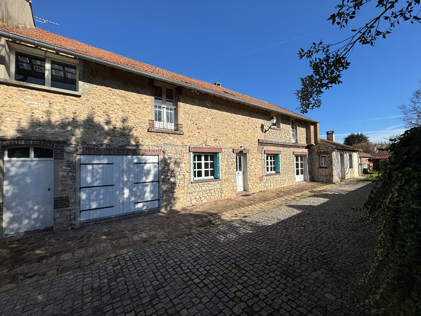 Agence immobilière de Montfort L'Amaury Immobilier - Montfort L'Amaury Immobilier