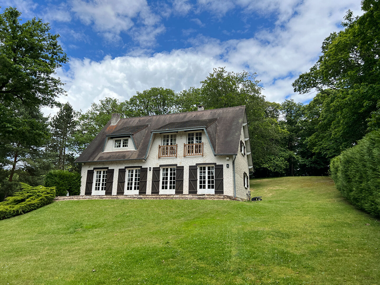 Agence immobilière de Montfort L'Amaury Immobilier - Montfort L'Amaury Immobilier